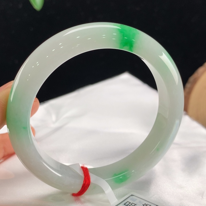 翡翠手镯未镶嵌111-2416