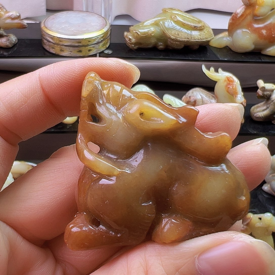 颈饰未镶嵌和田玉