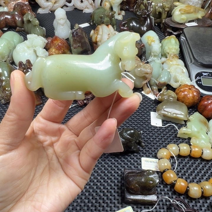 和田玉挂件未镶嵌