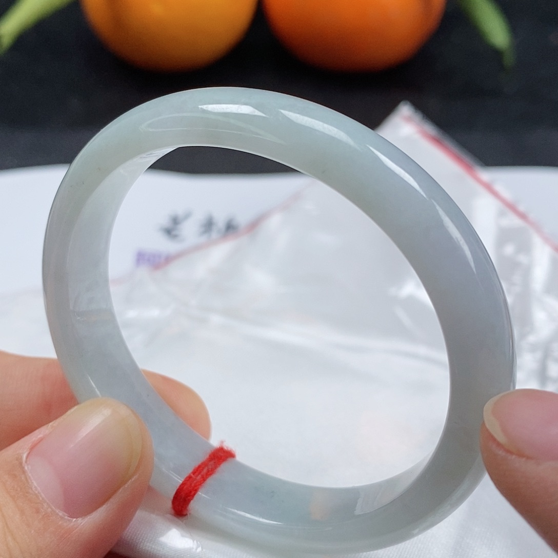 【闪购商品】翡翠手镯（贵妃镯）未镶嵌234号