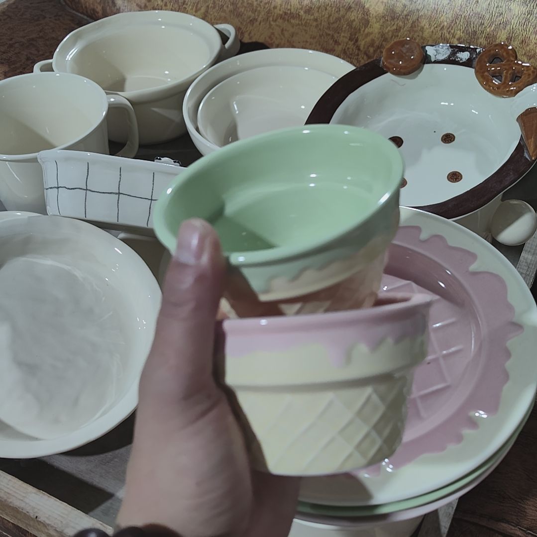 蓦***首瓷瑕疵陶瓷介意不拍