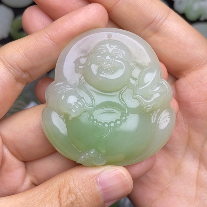 和田玉颈饰未镶嵌?***铁