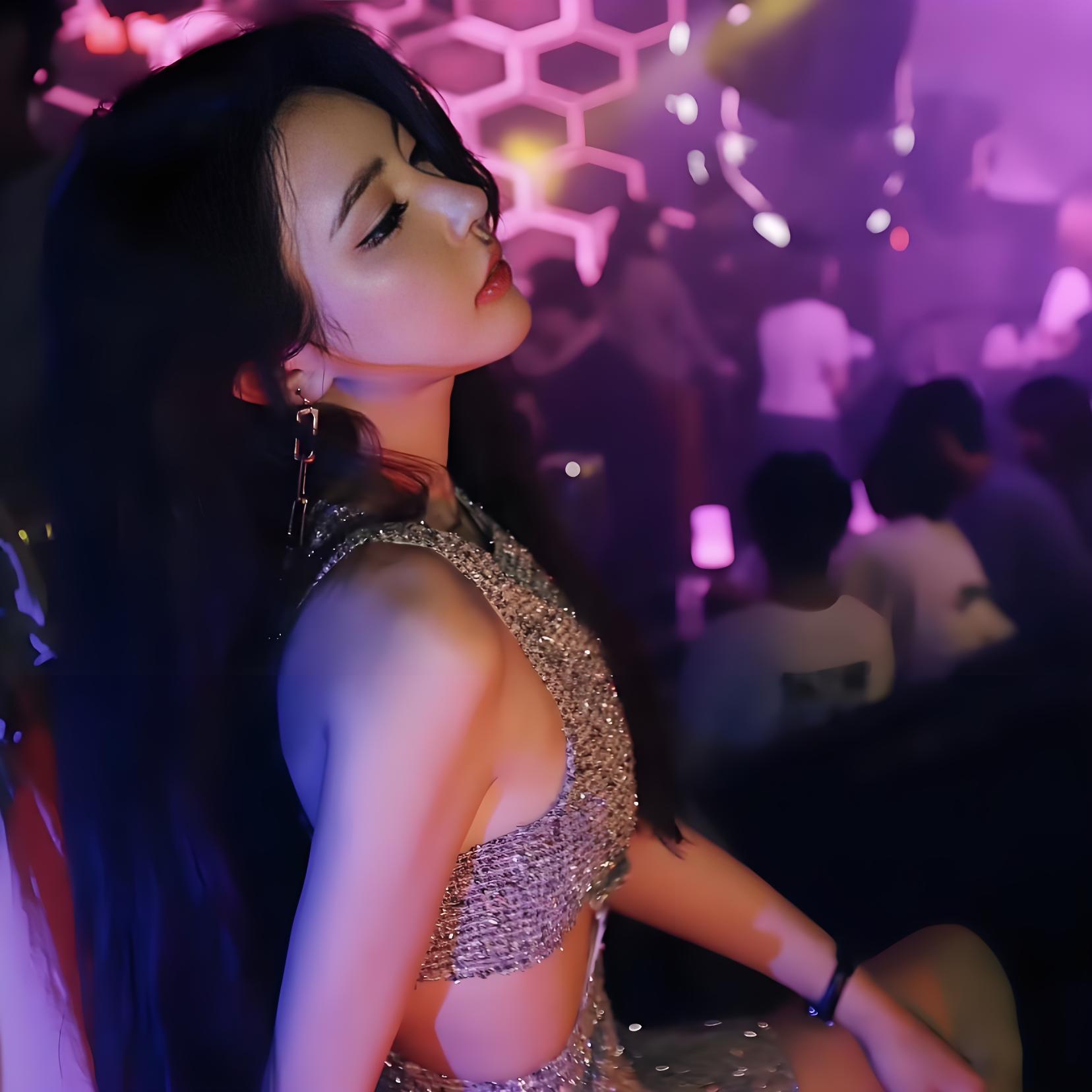 2025款DJ车载U盘经典慢摇视频酒吧美女车载音乐通用车型