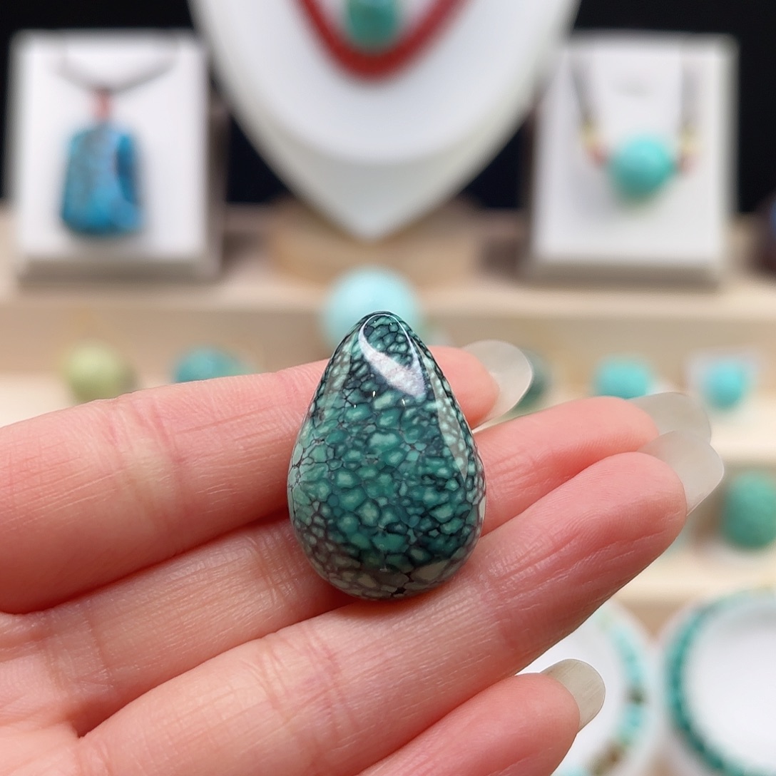 绿松石配饰未镶嵌A****~