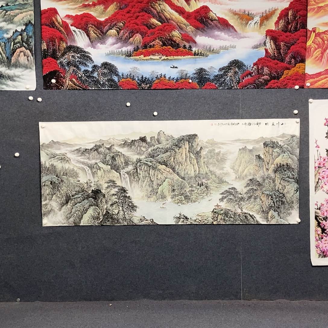 国画小八尺山水一副