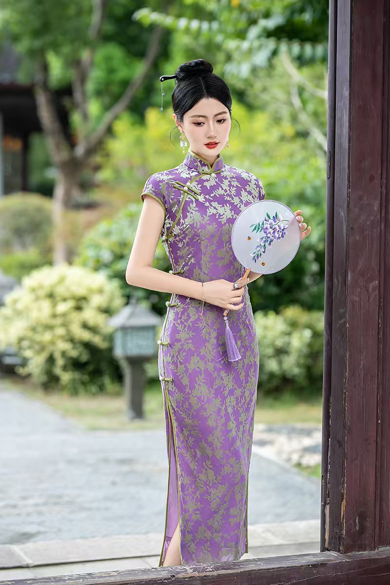 2025中国风新款高端旗开得胜优雅气质紫色旗袍女款长款显瘦复古