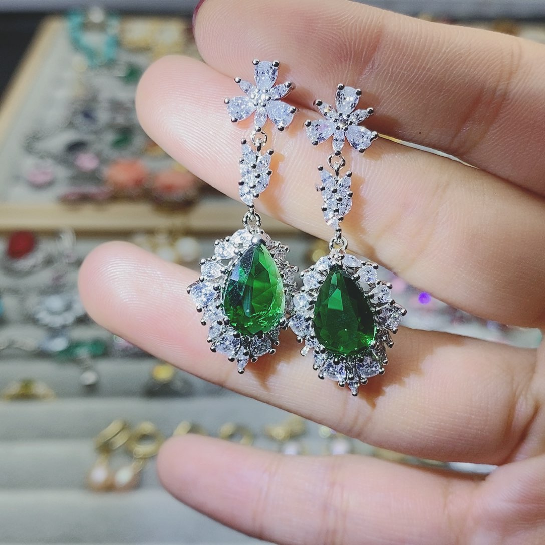 【闪购商品】托帕石耳饰银S925镶嵌