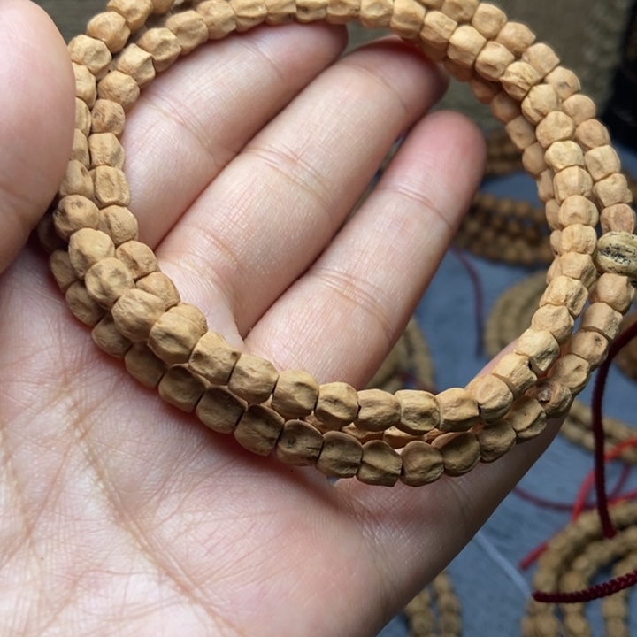 【闪购商品】吊坠柏香籽/百香籽