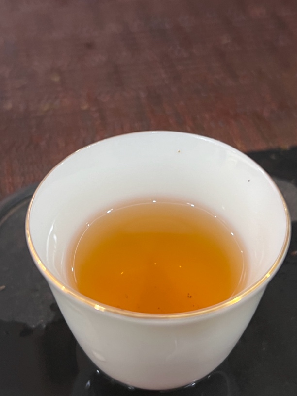 2009年银孔雀400克普洱生茶