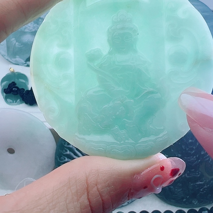 翡翠吊坠(不含链)未镶嵌