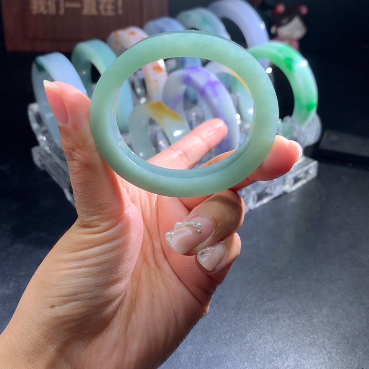 定制翡翠手镯未镶嵌