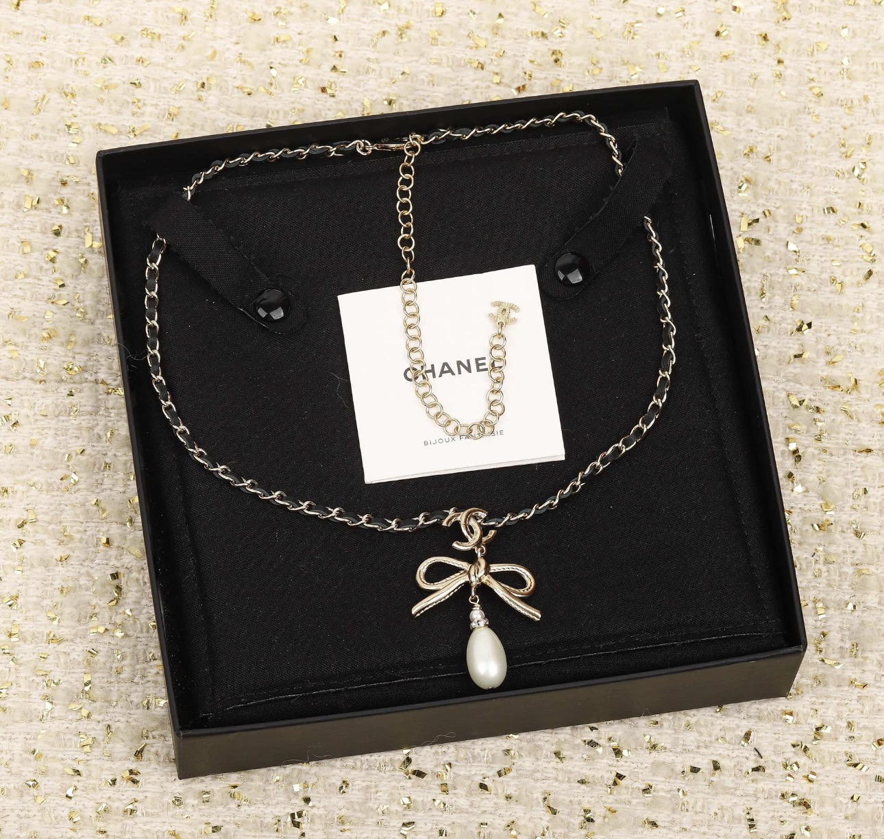 95新 Chanel/香奈儿 蝴蝶结珍珠吊坠项链 11855592 nn