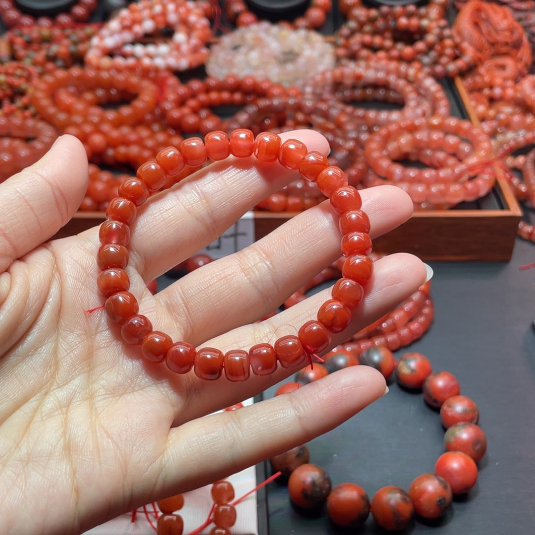 南红玛瑙手链未镶嵌