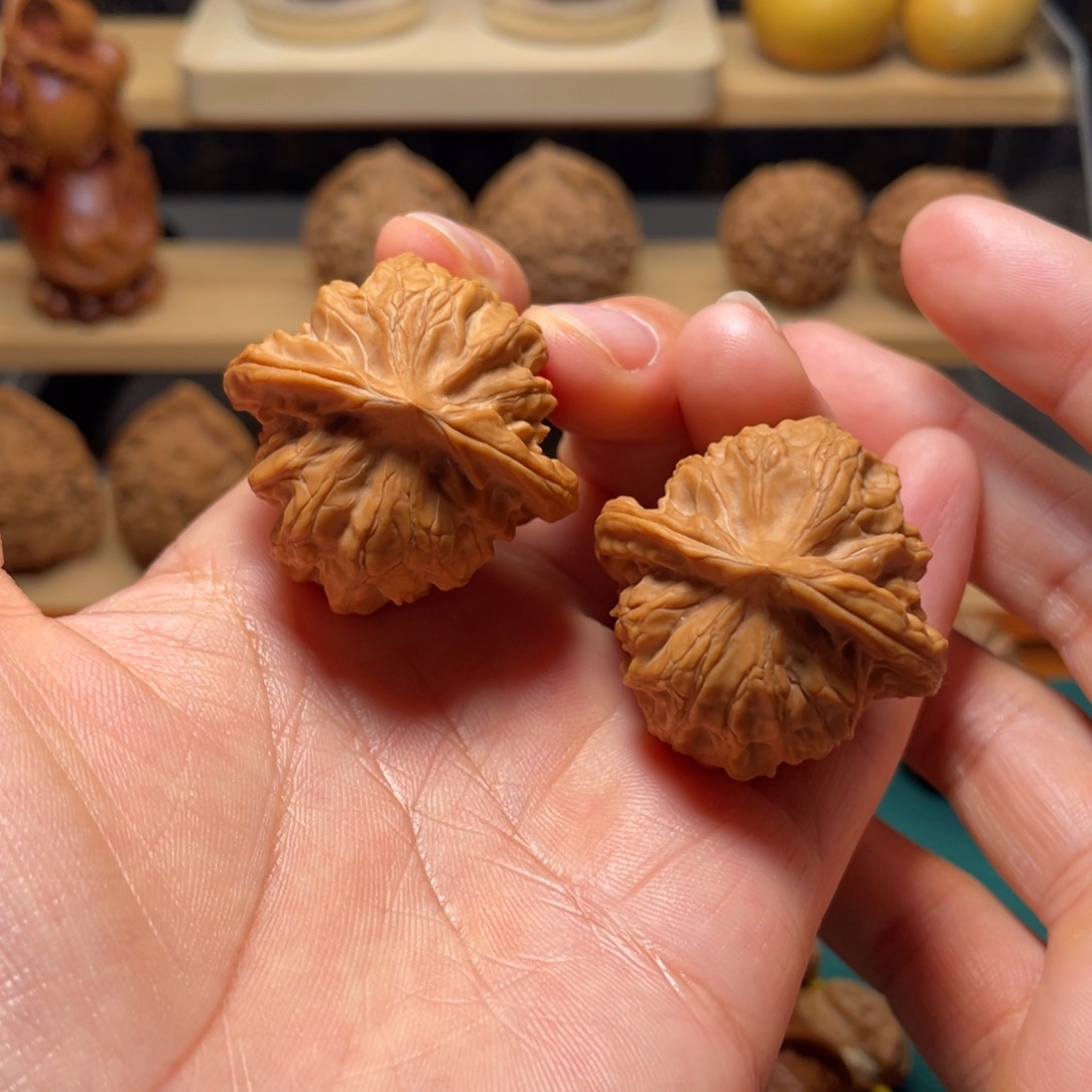 桃核把件35全品白蛇谷