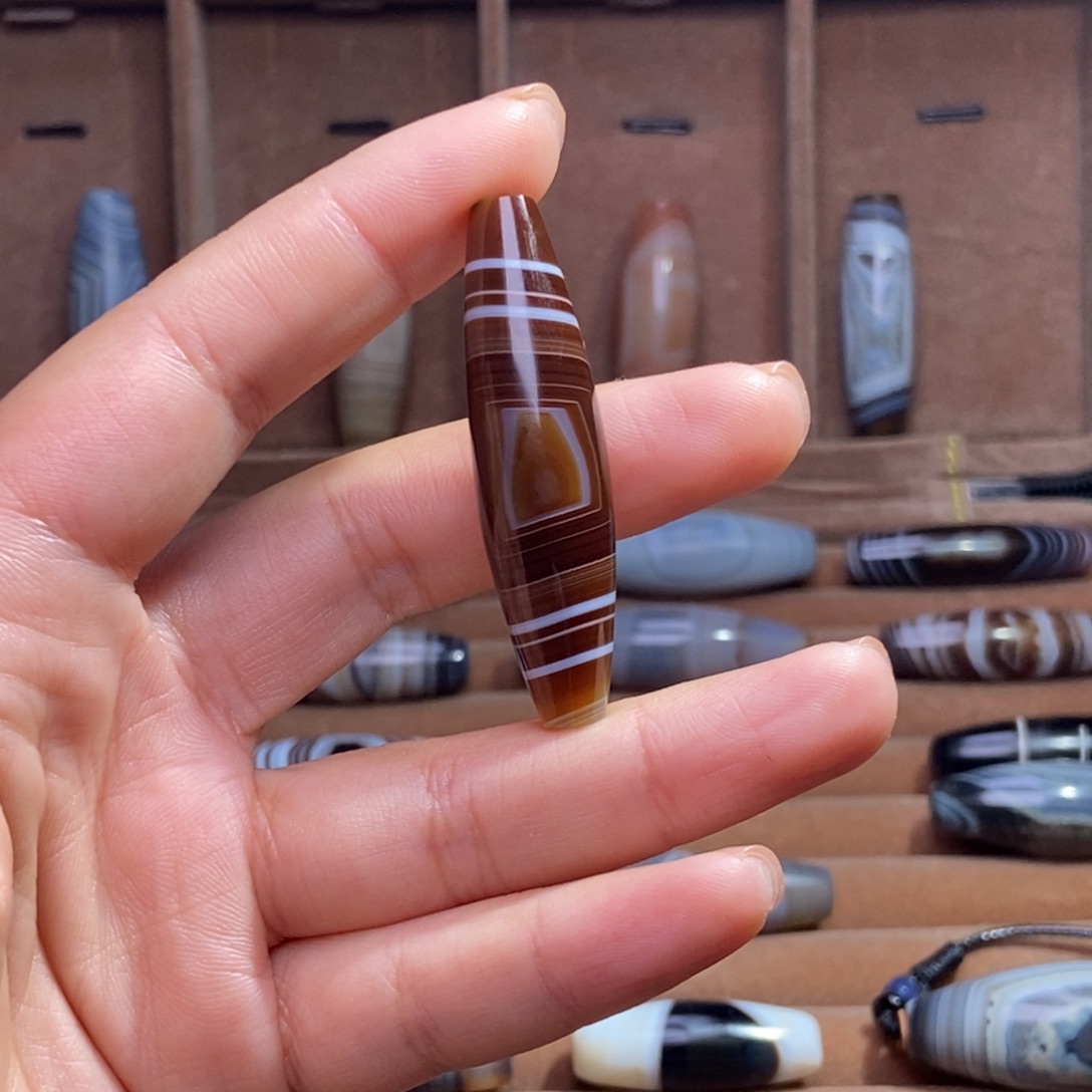 长***哥玛瑙/玉髓未镶嵌颈饰