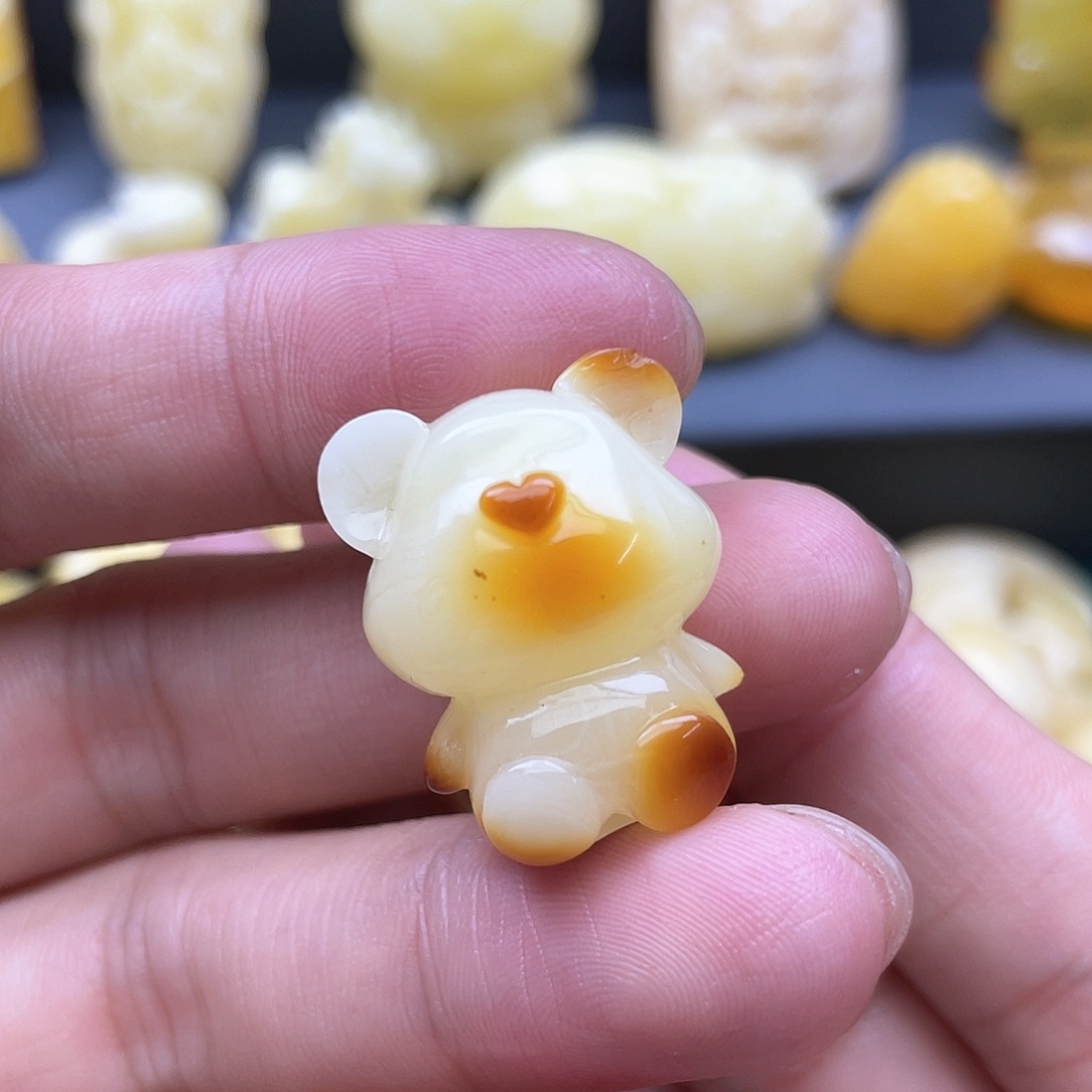 琥珀裸石未镶嵌蜜蜡