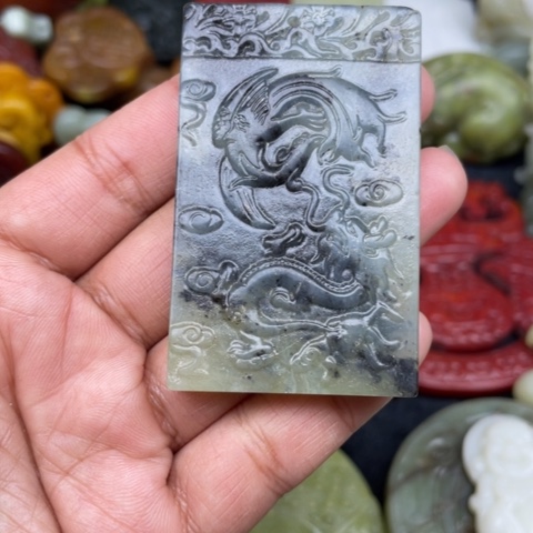 蛇纹石玉颈饰未镶嵌37