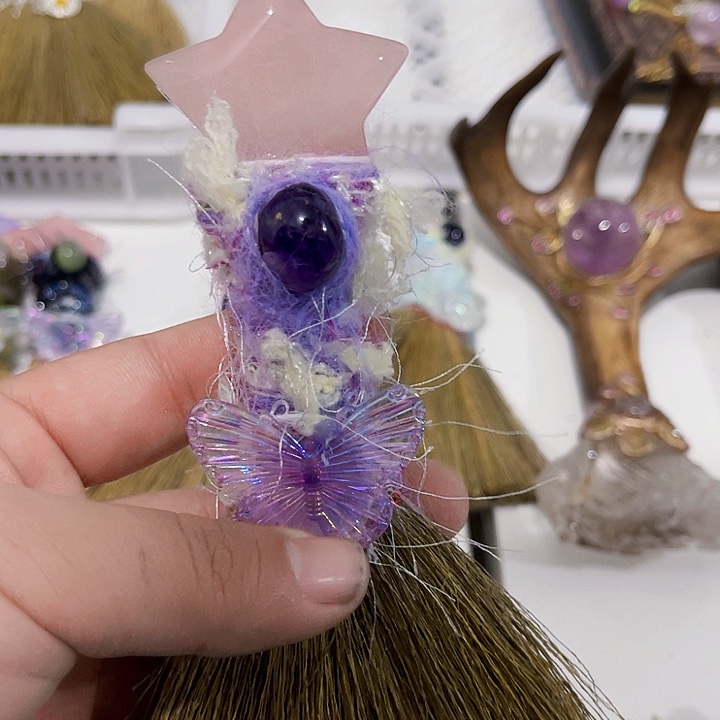 易***慧未镶嵌水晶摆件水晶