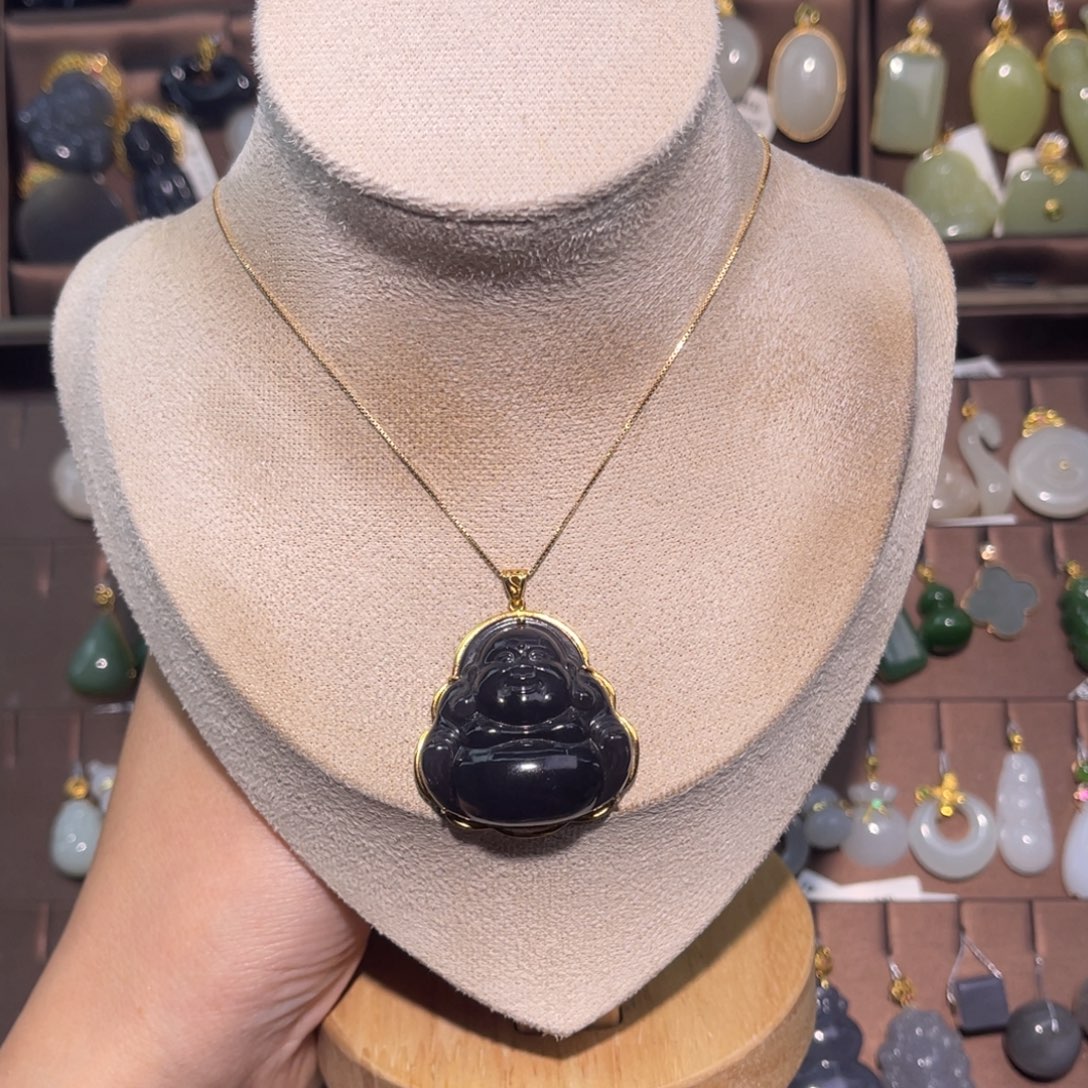 和田玉18K金镶嵌吊坠(赠链)