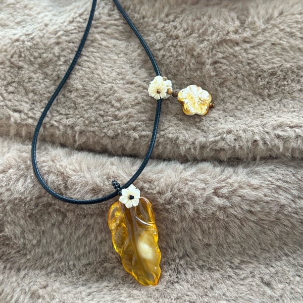 蜜蜡大叶有成逆袭女王极简项链