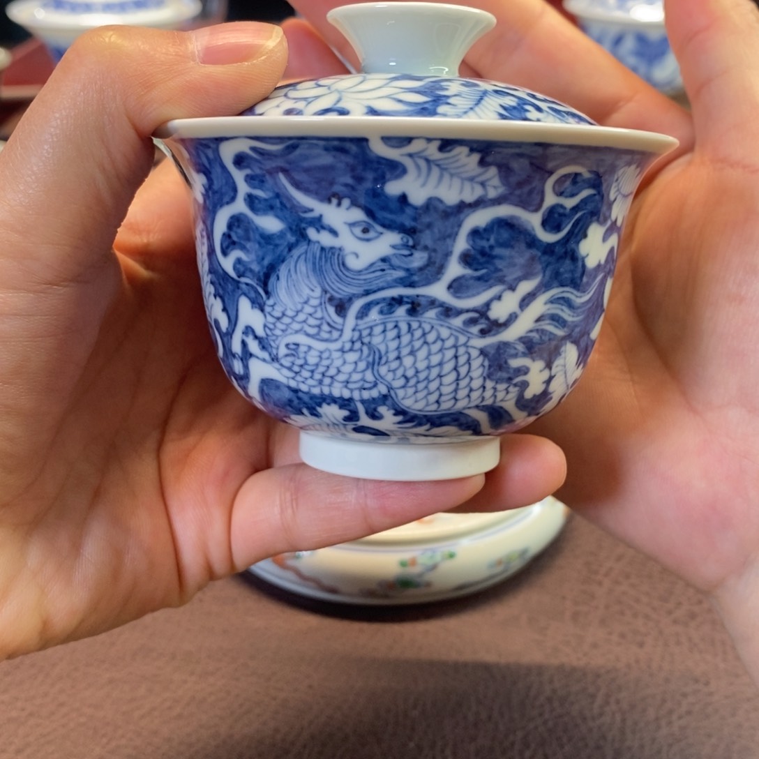 碗青花麒麟引凤120cc。