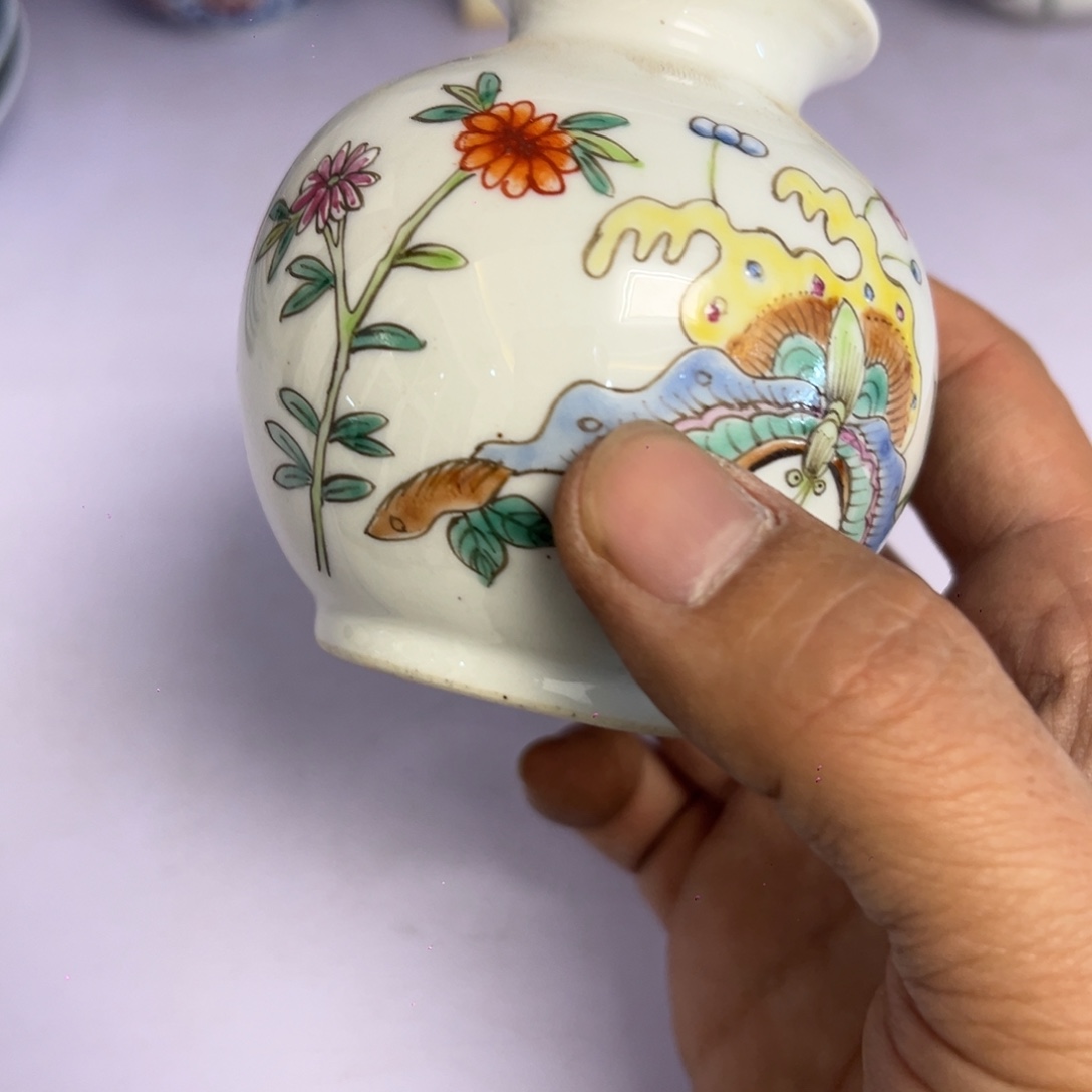 红***彩瓷片瓷器摆件清货清货