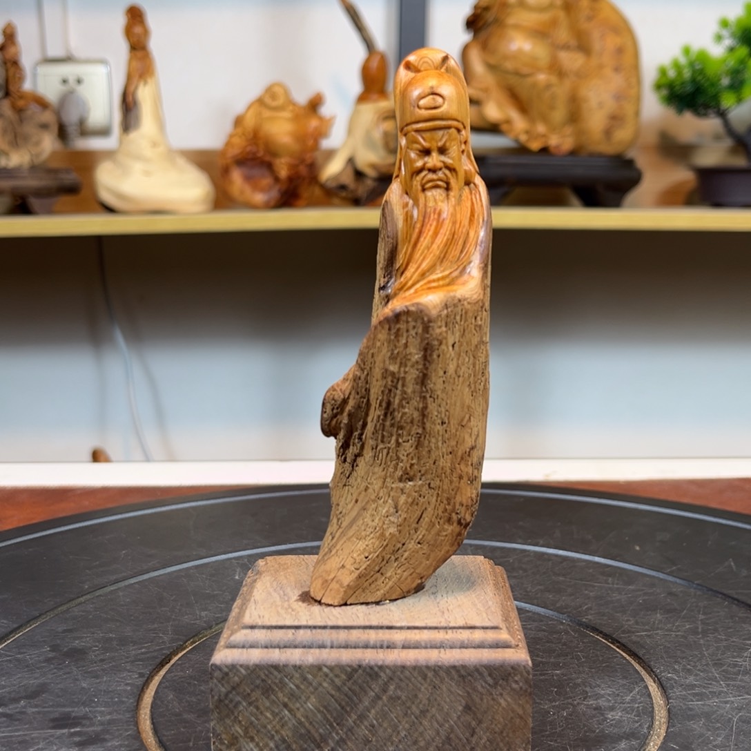 柏木（崖柏）v h h g h h h j j