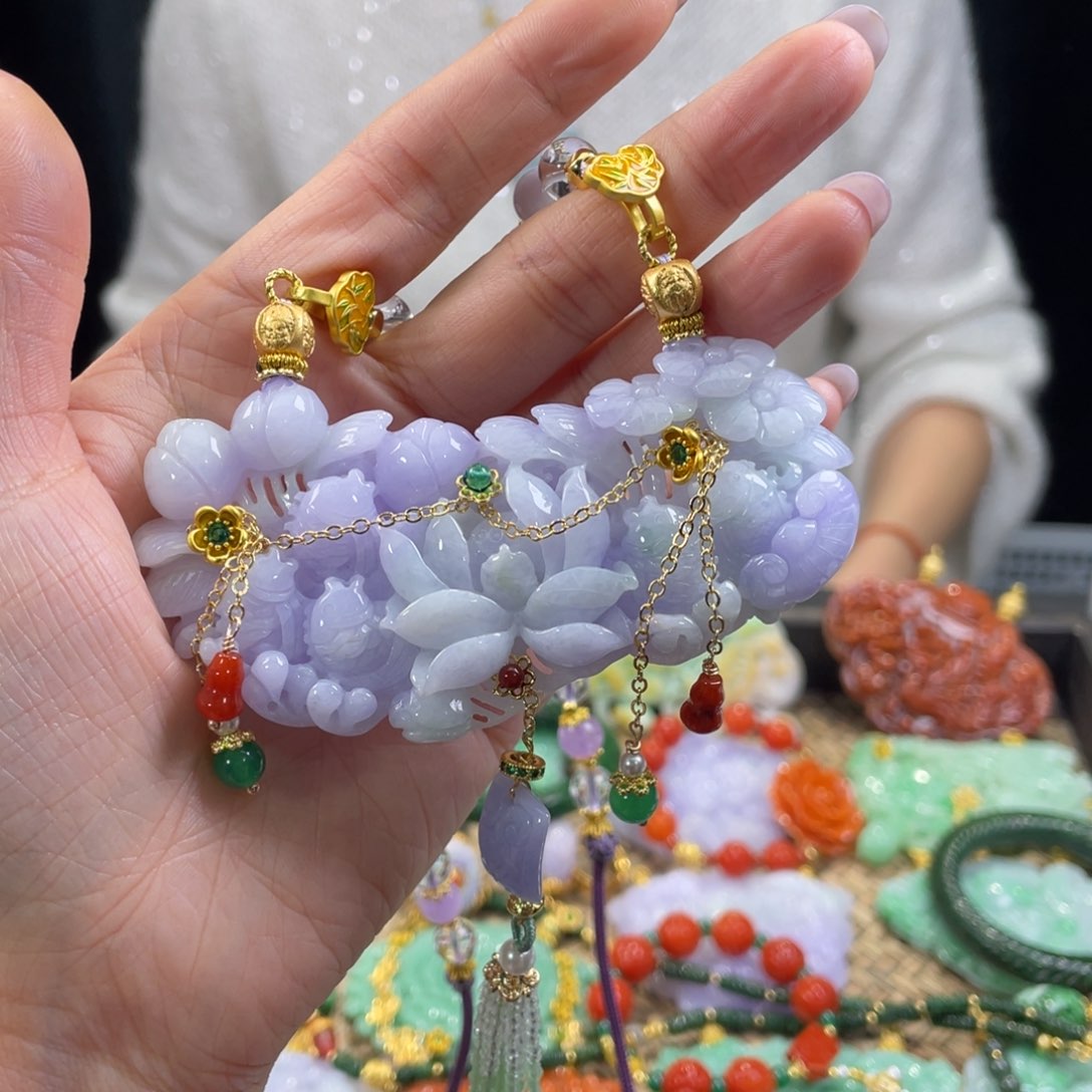 翡翠颈饰未镶嵌代编织