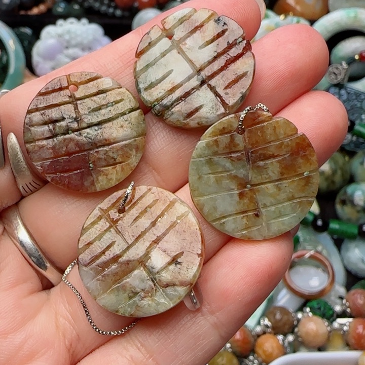 翡翠颈饰未镶嵌天然A货92