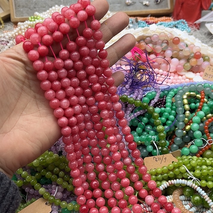 玛瑙/玉髓珠宝半成品未镶嵌一条8mm红纹石