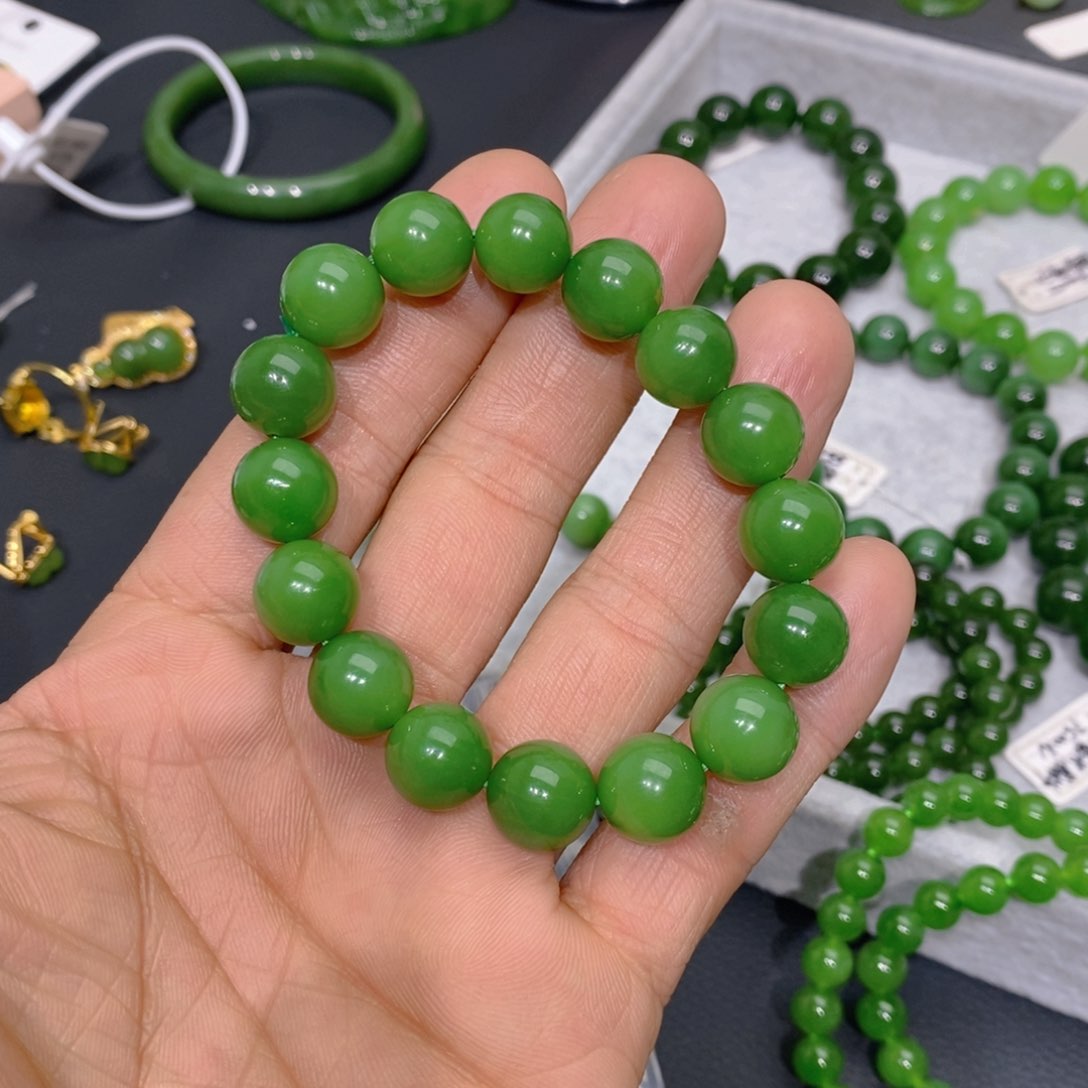 和田玉（碧玉）手链未镶嵌爱***一