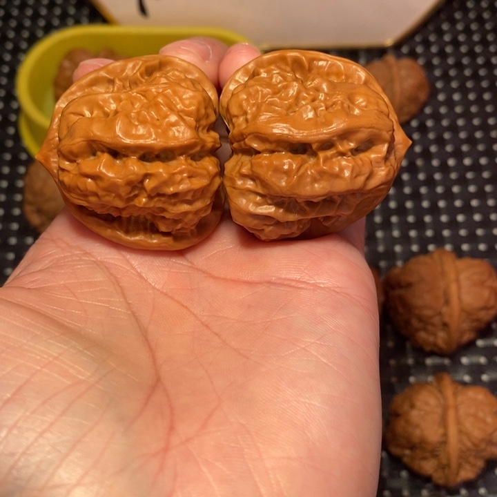 卡***鬼把件文玩核桃蛙王