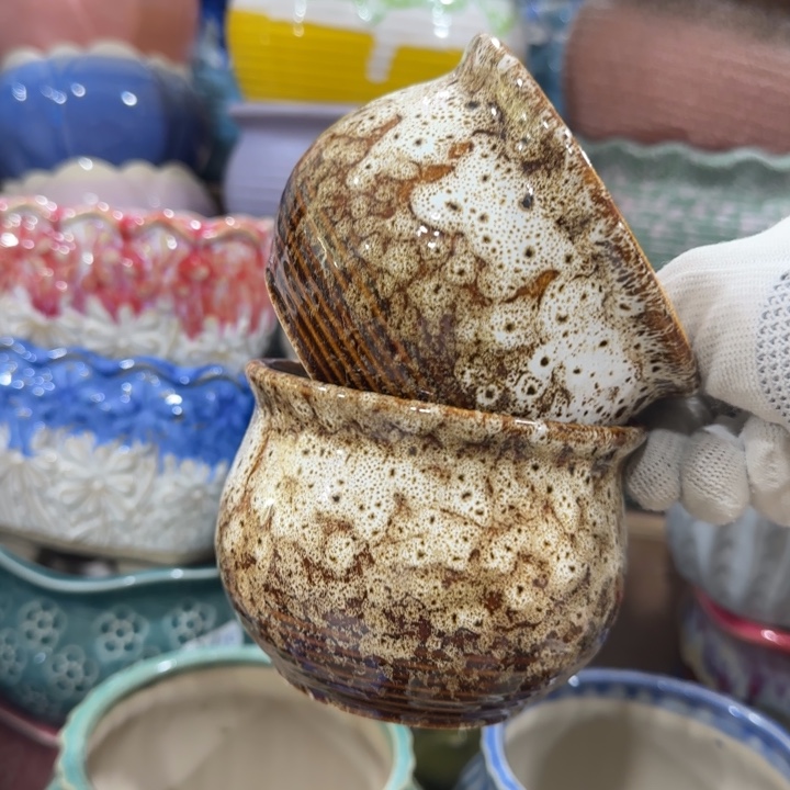 凑9快包邮，有孔，陶瓷花盆