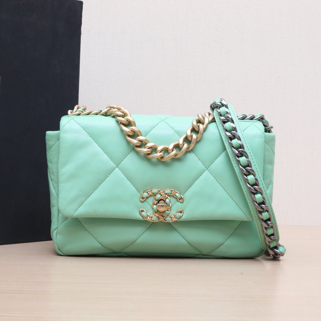 99新 Chanel/香奈儿 小花攀攀 19BAG口盖包 小号 绿色 皮革S 30开