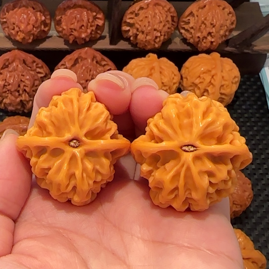 桃核把件瓷娃娃36精品1743