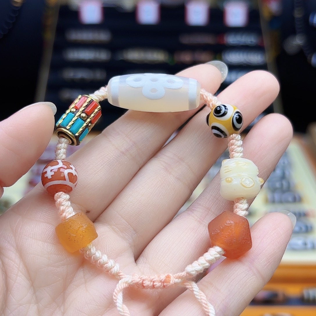 玛瑙/玉髓颈饰未镶嵌