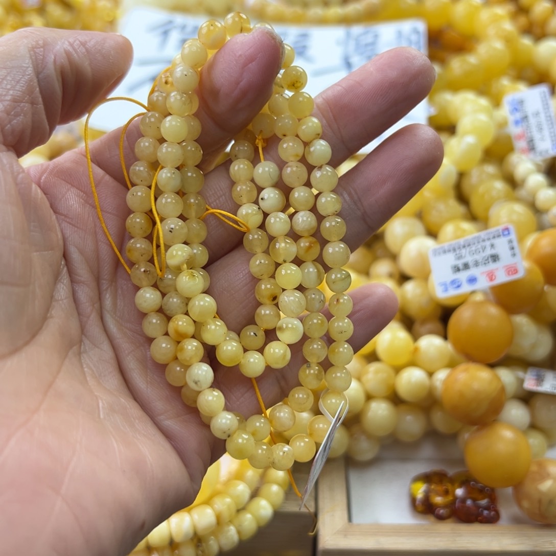 琥珀珠宝奇石未镶嵌