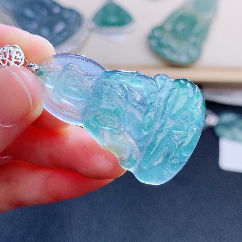 【闪购商品】翡翠颈饰未镶嵌翡翠