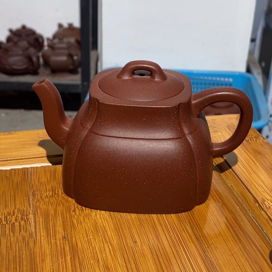 茶壶紫砂紫砂壶。紫砂壶。