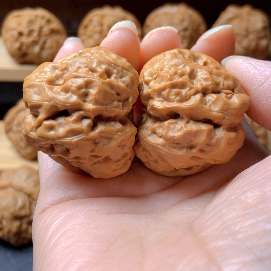 文玩核桃吊坠人****搏蛤蟆头