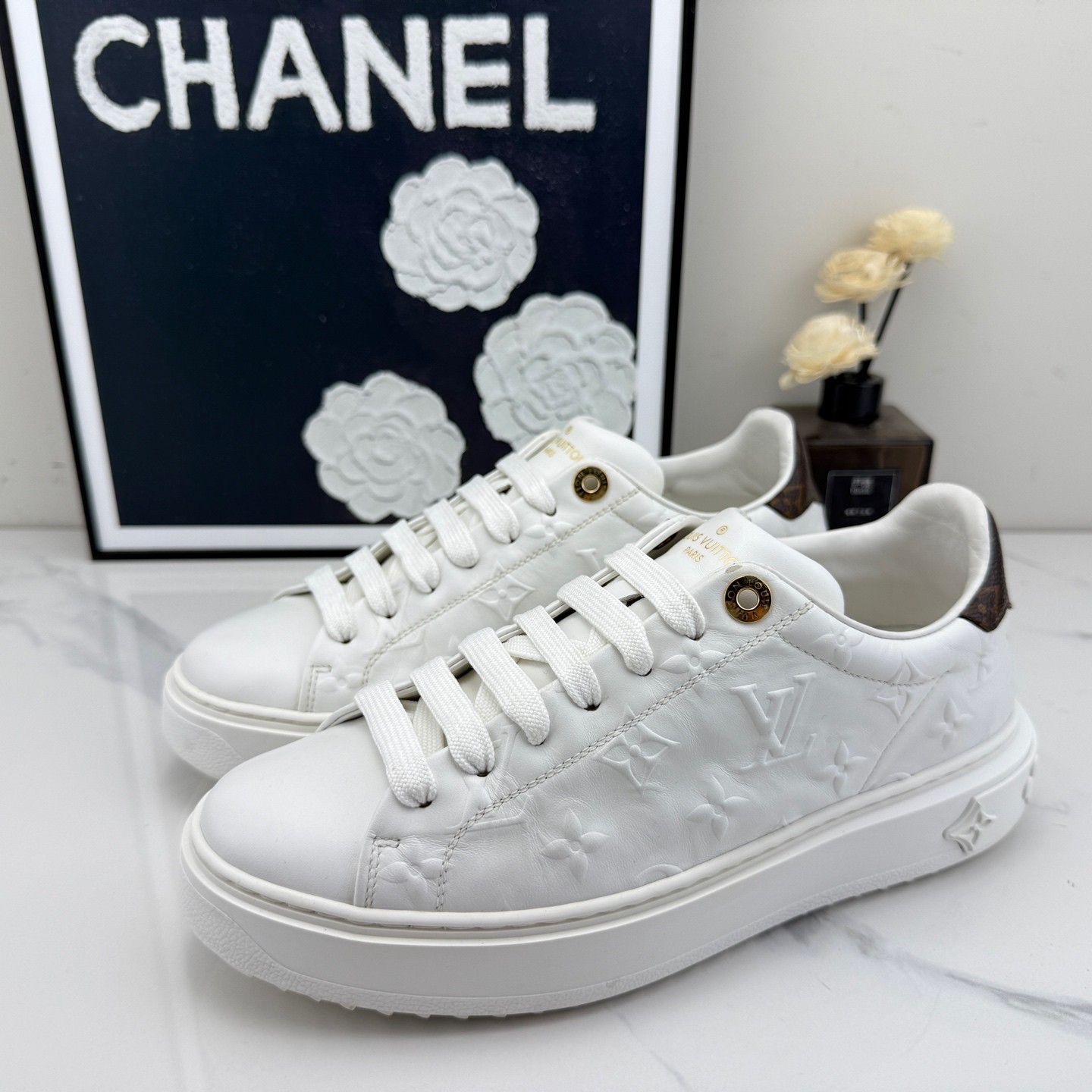 95新 LouisVuitton/路易威登 lv time out 满印板鞋 38码/jm00813