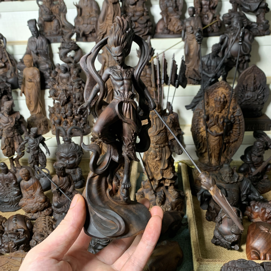 崖柏雷击木木雕魔神哪吒三太子20cm全镂空小摆件办公室装饰