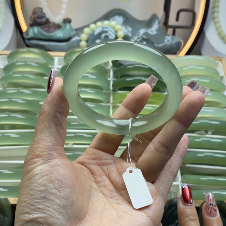 用***7岫玉未镶嵌手镯岫玉