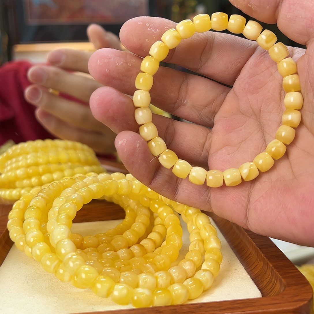 琥珀珠宝奇石未镶嵌多样性发其一