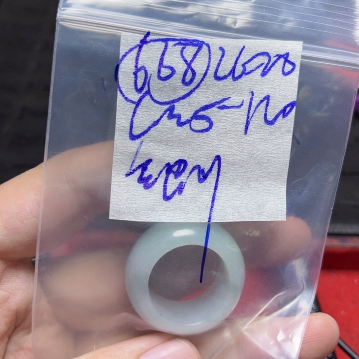 定制翡翠未镶嵌银****庄