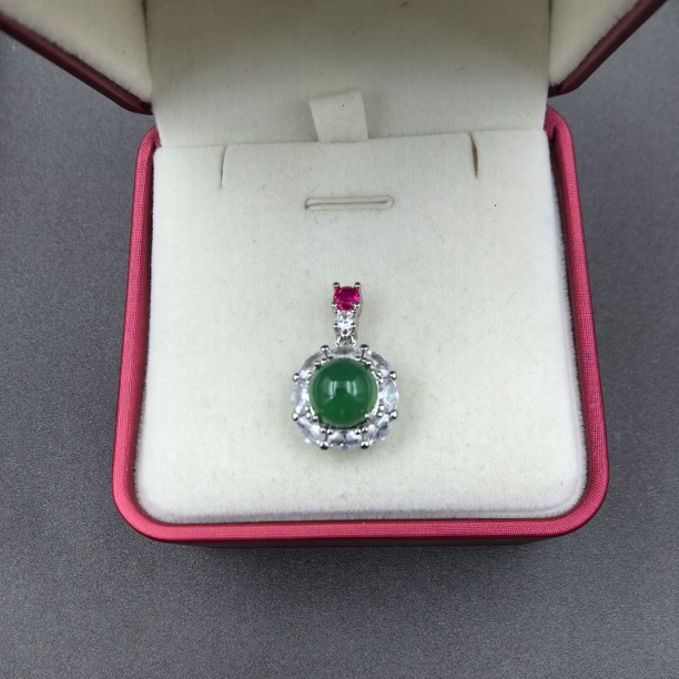     【经典永恒  光芒四射】 吊坠 GDJ9425