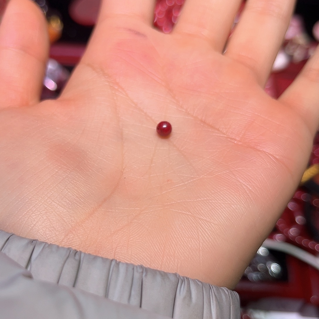 天然辰砂江口de原矿单株