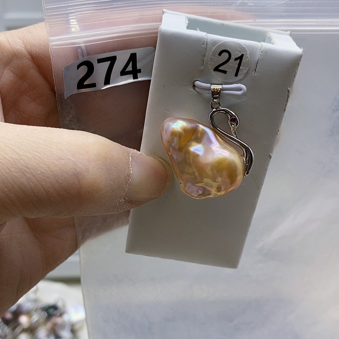 颈饰合金淡水珍珠