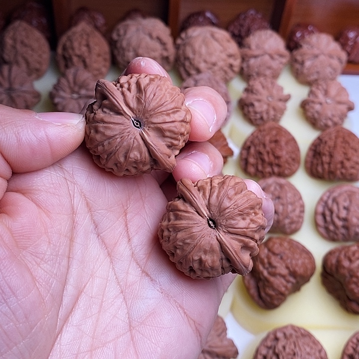 【闪购商品】文玩核桃把件贝*贝35石门元宝