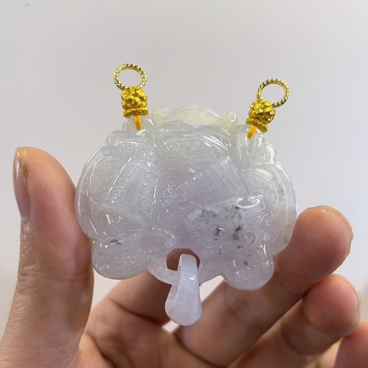 翡翠吊坠(赠链)未镶嵌代编织